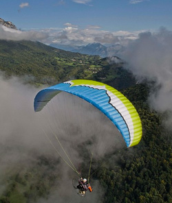 Miniplane Paramotor and Spark 2 Paraglider